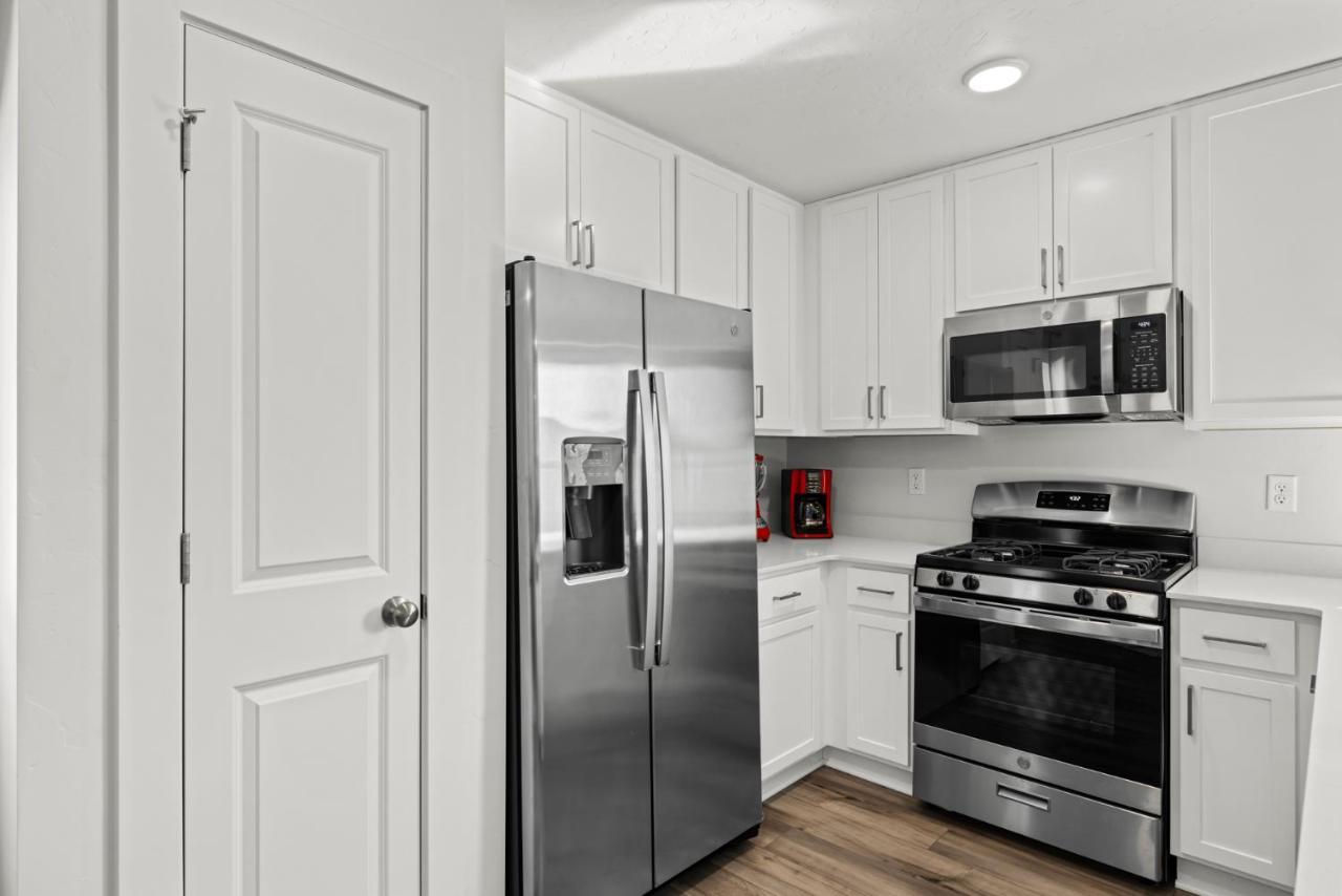 Chic 3br Haven Near Wineries, Lowell & C Of I - Ideal For Hiking & Relaxing! Caldwell